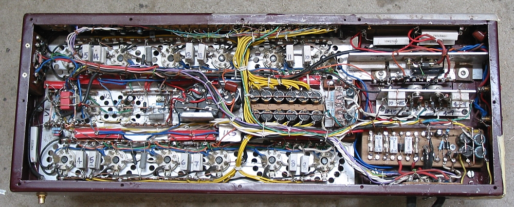 300W-amp-underchassis.JPG